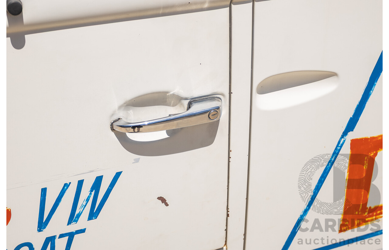 9/1975 Volkswagen Kombi Transporter Type 2 2d Crew Cab Utility White 1.8L