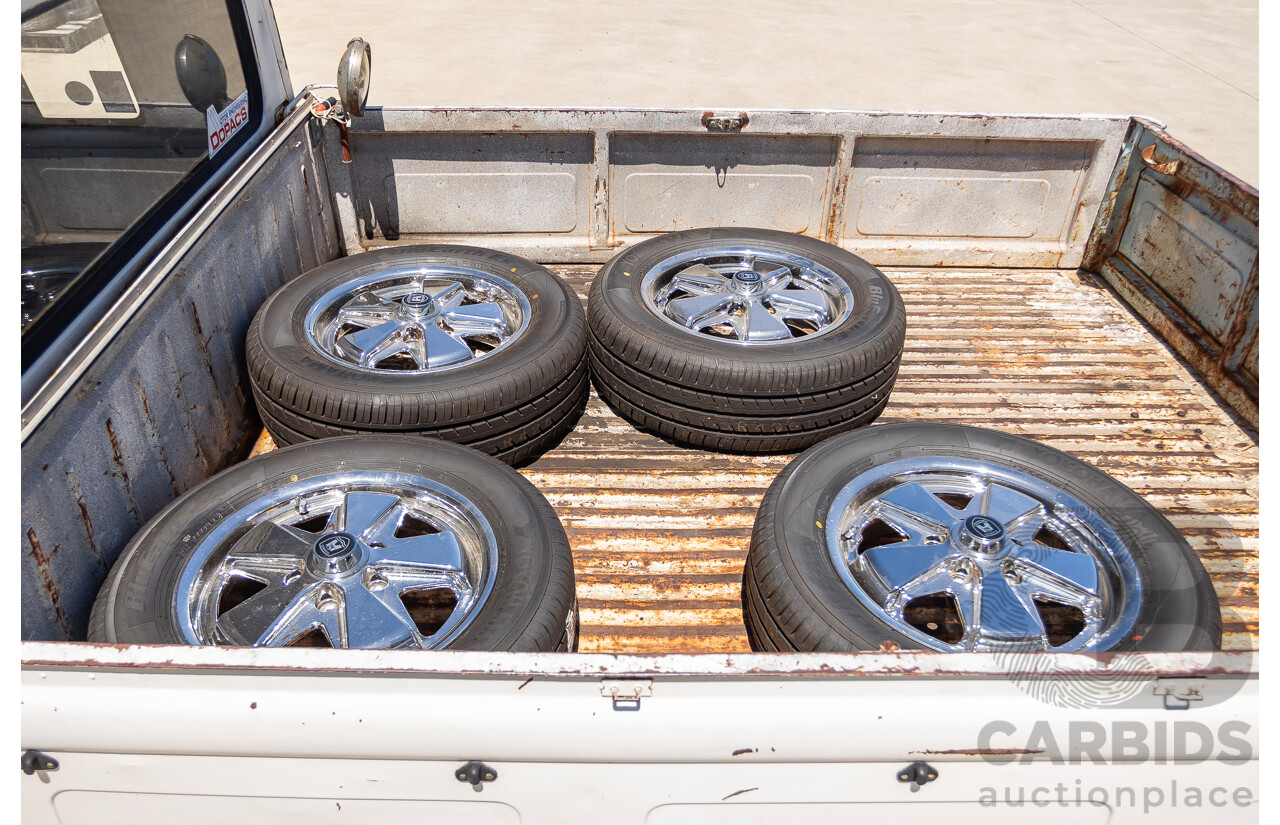 9/1975 Volkswagen Kombi Transporter Type 2 2d Crew Cab Utility White 1.8L