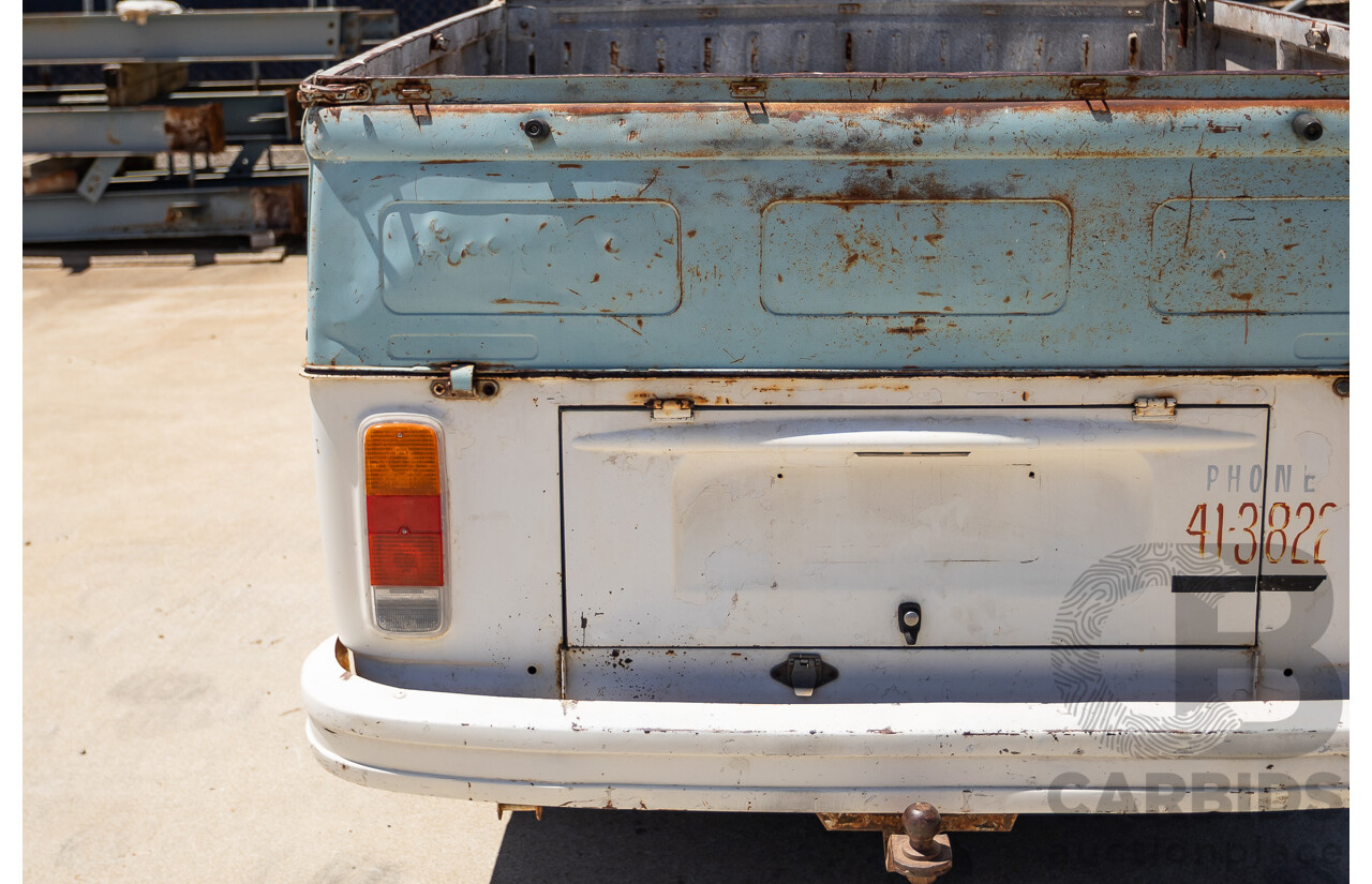 9/1975 Volkswagen Kombi Transporter Type 2 2d Crew Cab Utility White 1.8L