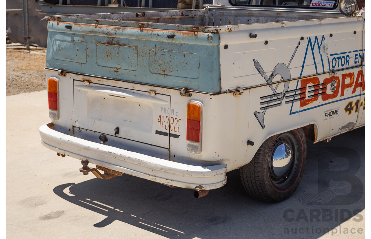9/1975 Volkswagen Kombi Transporter Type 2 2d Crew Cab Utility White 1.8L