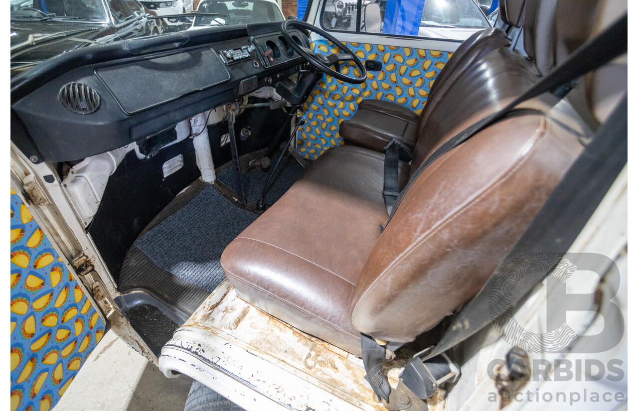 9/1975 Volkswagen Kombi Transporter Type 2 2d Crew Cab Utility White 1.8L