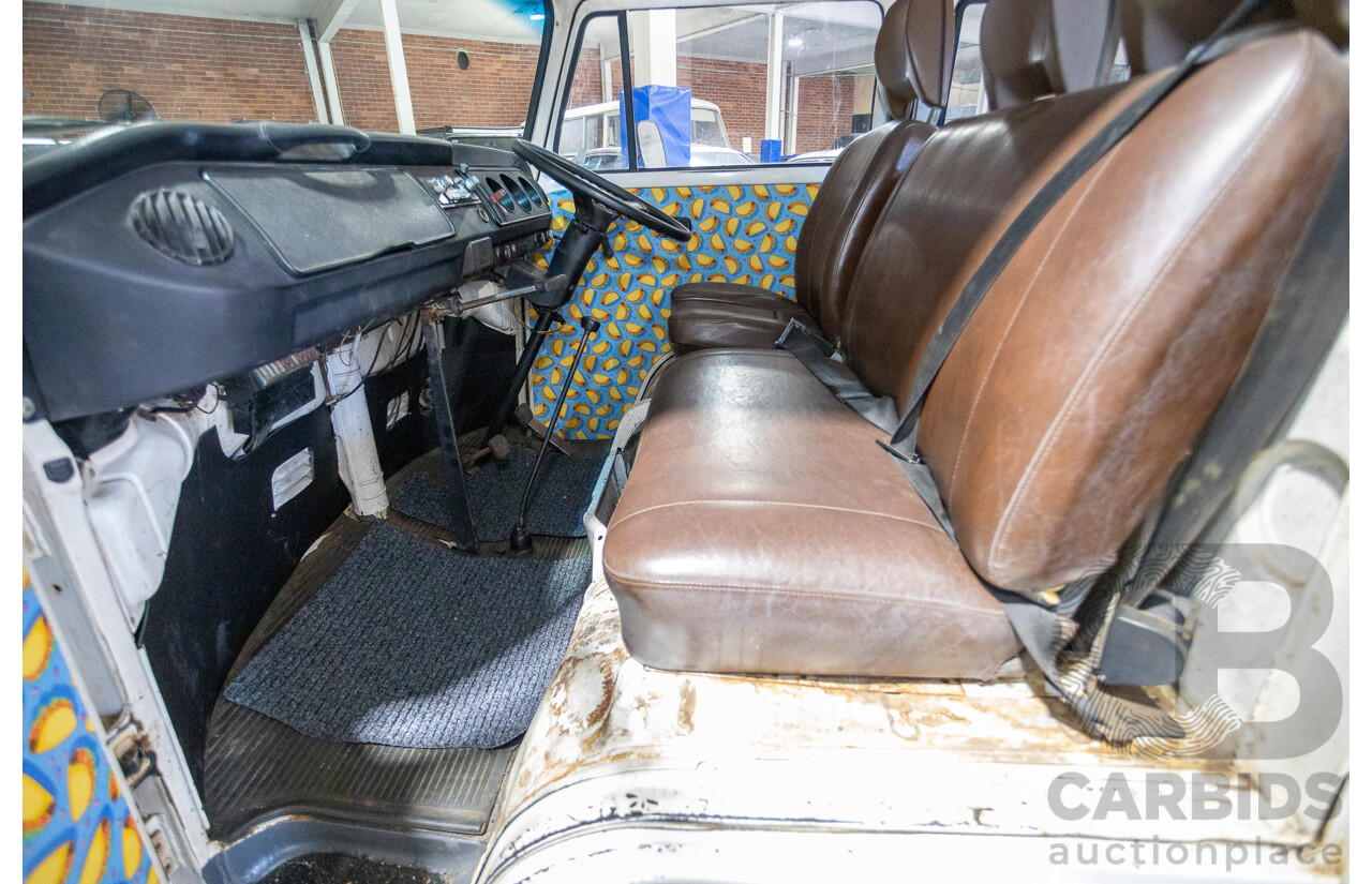9/1975 Volkswagen Kombi Transporter Type 2 2d Crew Cab Utility White 1.8L