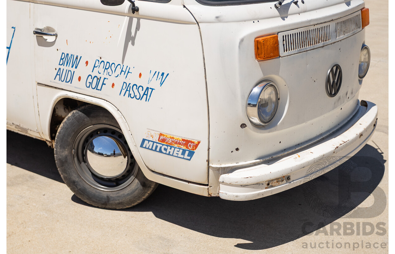 9/1975 Volkswagen Kombi Transporter Type 2 2d Crew Cab Utility White 1.8L