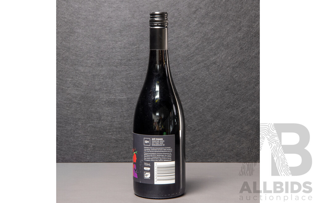 Ant Moore Signature Series Marlborough Pinot Noir 2017 - Case of 12 X 750ml - RRP $456