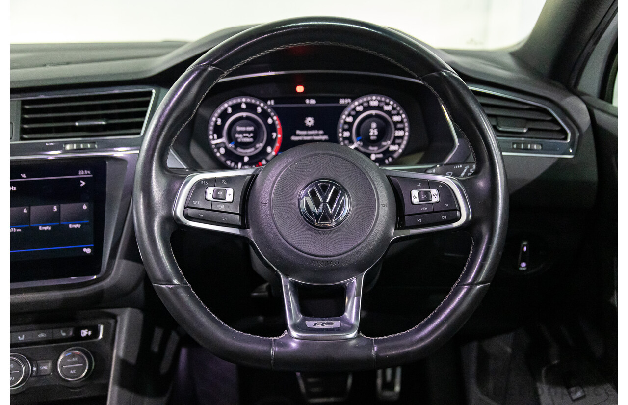04/2019 Volkswagen Tiguan Allspace 162 TSI Highline (AWD) 5NA MY19 4d Wagon Pure White Turbo 2.0L