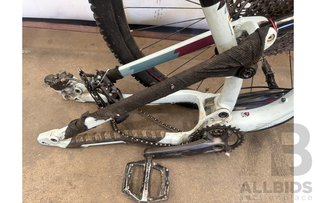 22 Inch Polygon Siskic Front & Rear Suspension Mountain Bike