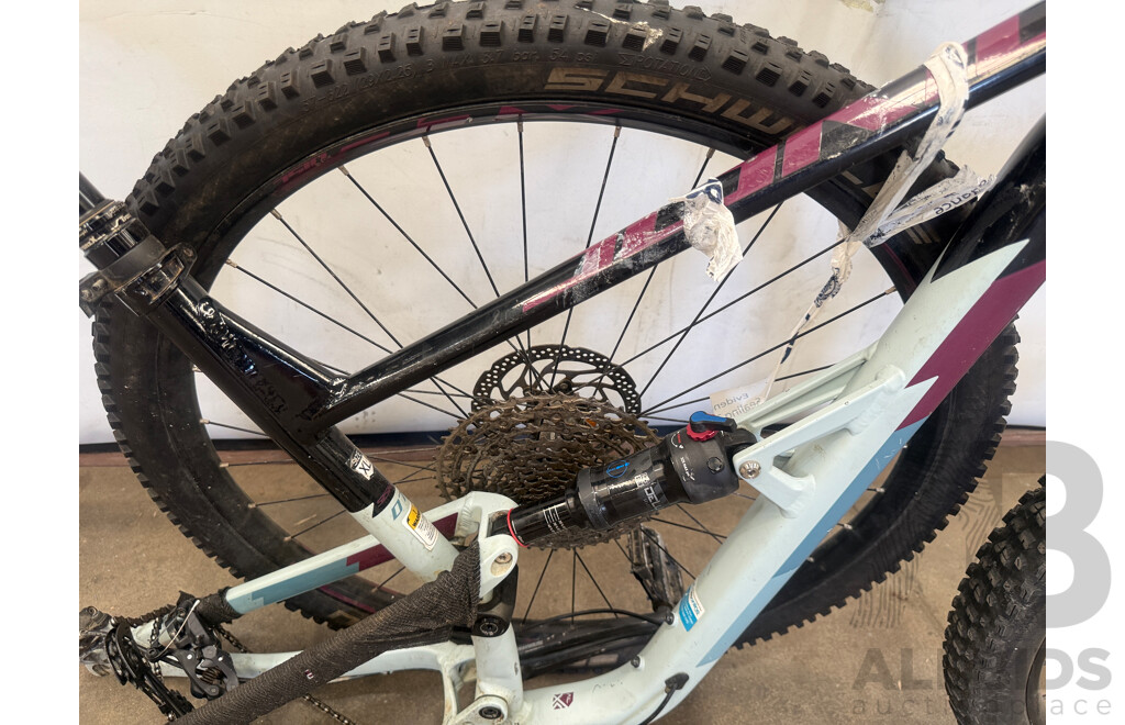 22 Inch Polygon Siskic Front & Rear Suspension Mountain Bike