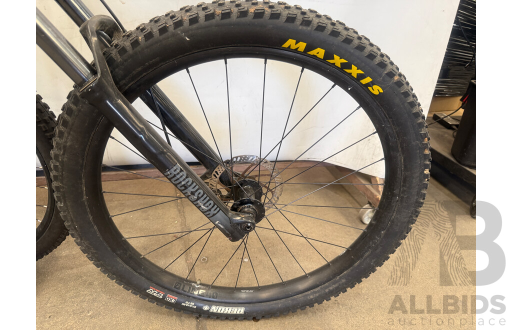 22 Inch Polygon Siskic Front & Rear Suspension Mountain Bike