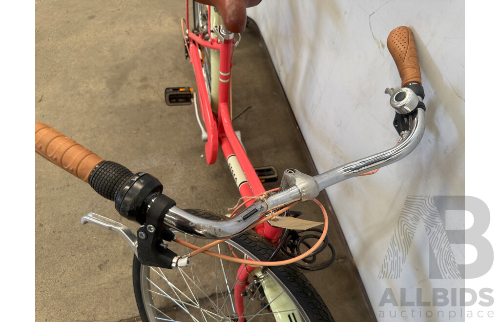 16 Inch Repco Traveller Street Cruiser Bike