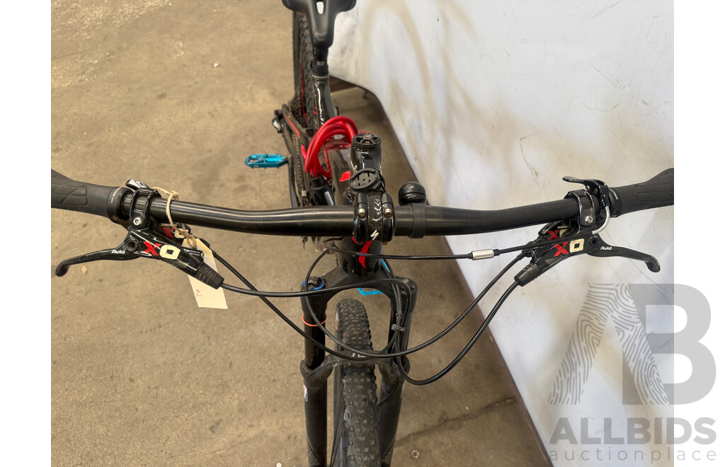 17 Inch Specialized S Front & Rear Suspension Mountain Bike