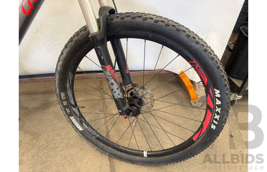 16 Inch Giant Liv Tempt Front Suspension Mountain Bike