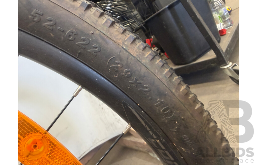 20 Inch Merida Big 9 Front Suspension Mountain Bike