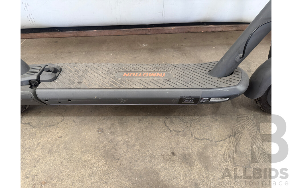Nine Bot Electric Inmotion S1 Scooter
