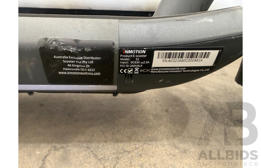 Nine Bot Electric Inmotion S1 Scooter