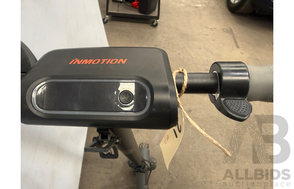 Nine Bot Electric Inmotion S1 Scooter