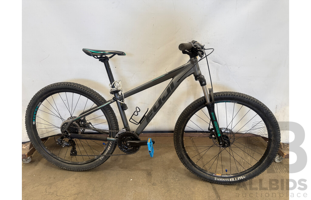 15 Inch Fuji Nevada Front Suspension Mountain Bike
