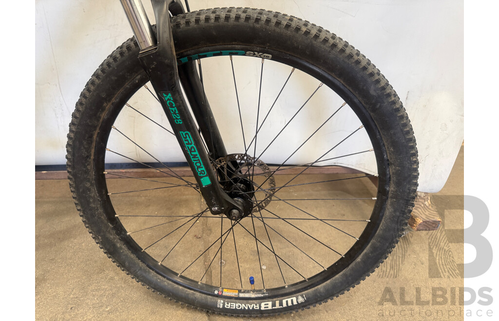 15 Inch Fuji Nevada Front Suspension Mountain Bike