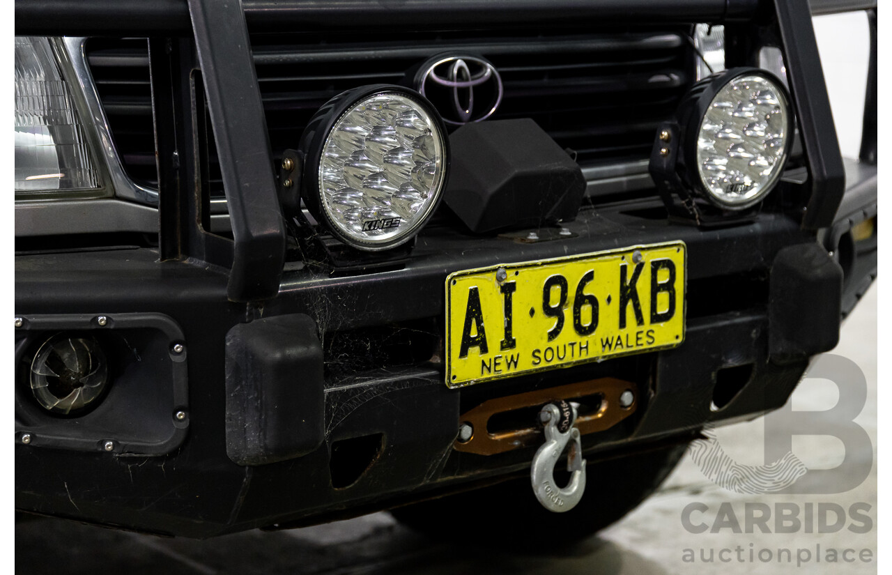 10/2001 Toyota Landcruiser GXL (4x4) HDJ100R 4d Wagon Thunder Cloud Grey Metallic Turbo Diesel 4.2L