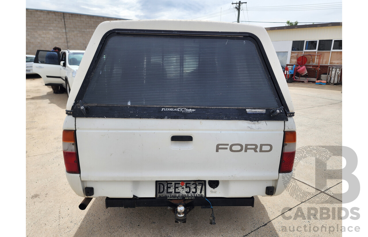 1/2000 Ford Courier XL PE Crew Cab P/Up White 2.6L