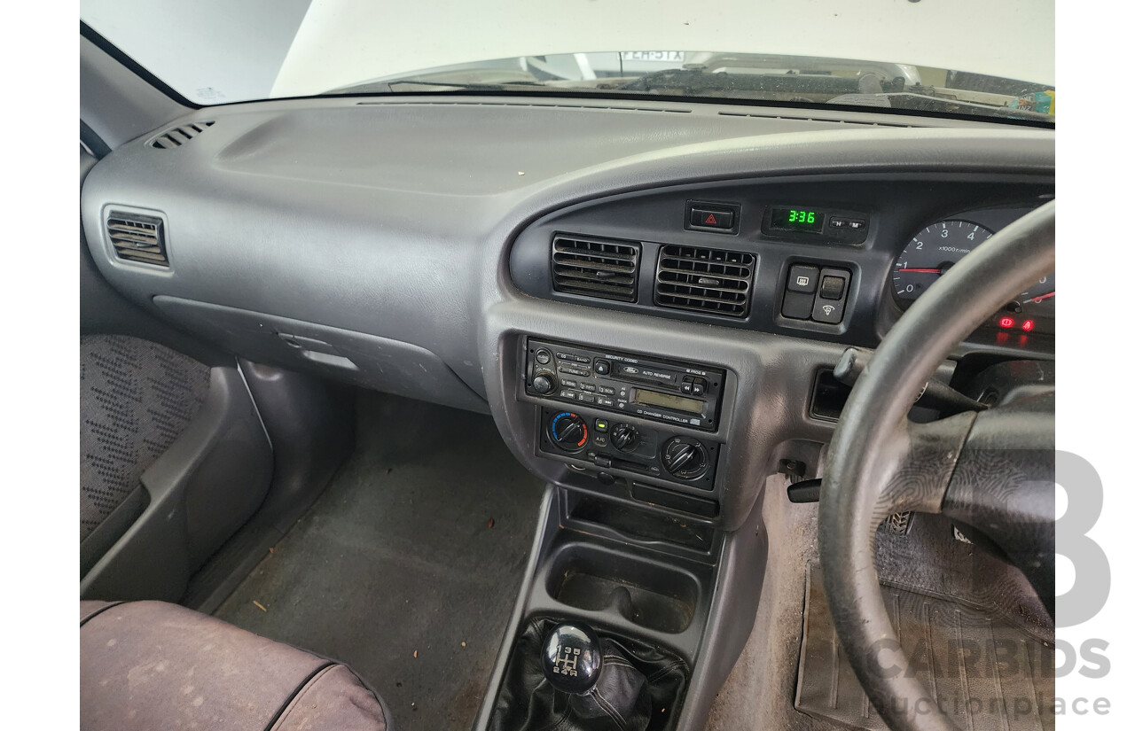 1/2000 Ford Courier XL PE Crew Cab P/Up White 2.6L