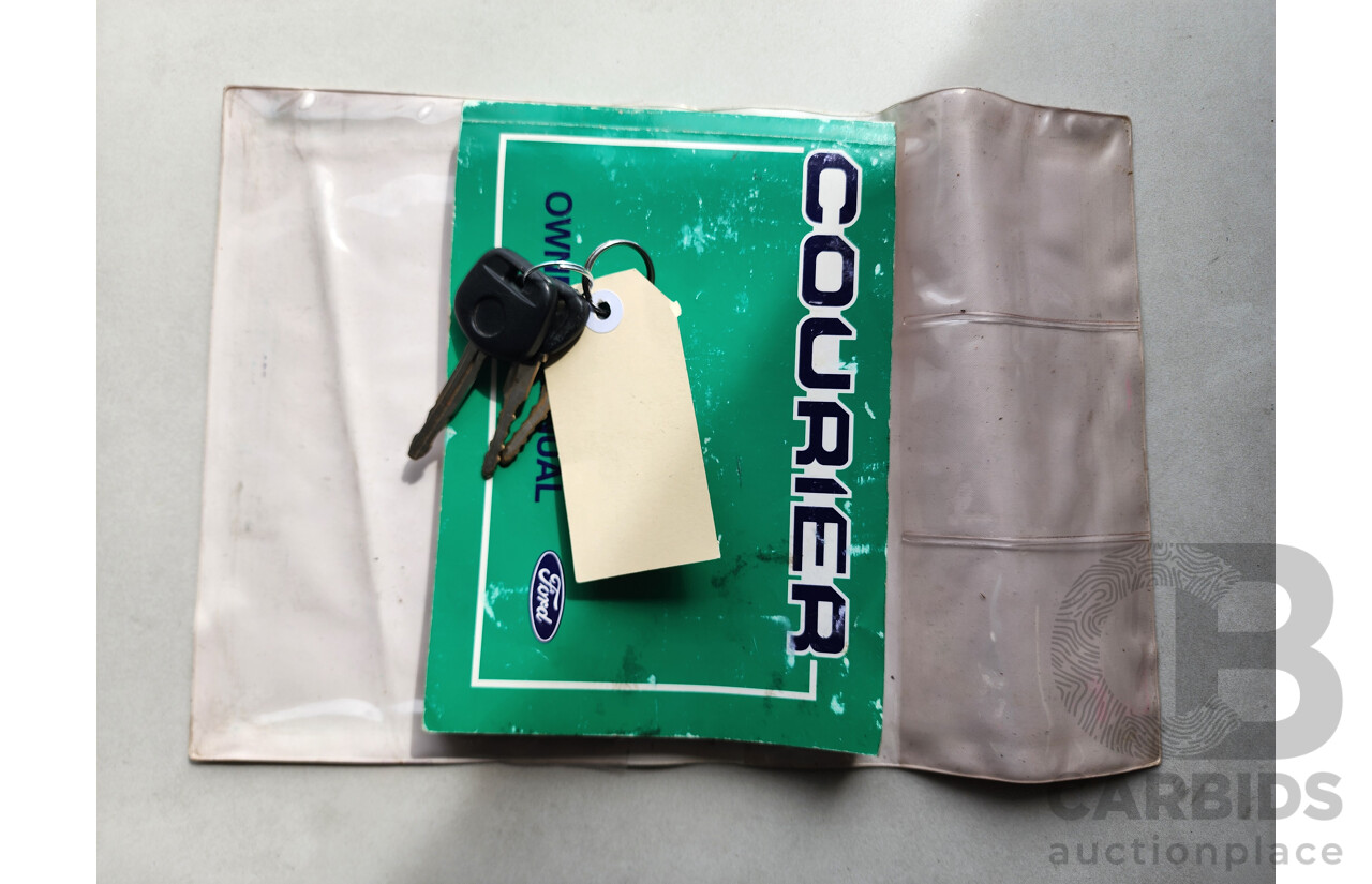 1/2000 Ford Courier XL PE Crew Cab P/Up White 2.6L