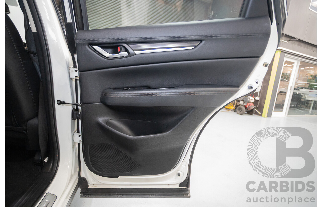 09/2017 Mazda CX-5 Akera (AWD) MY17.5 (KF SERIES 2) 4D Wagon Snowflake White Pearl Turbo Diesel 2.2L