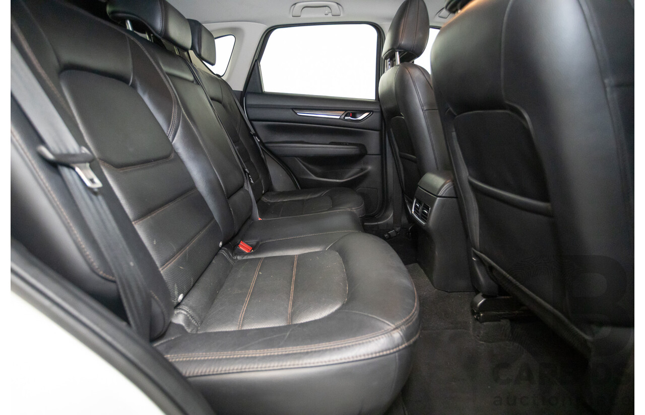 09/2017 Mazda CX-5 Akera (AWD) MY17.5 (KF SERIES 2) 4D Wagon Snowflake White Pearl Turbo Diesel 2.2L