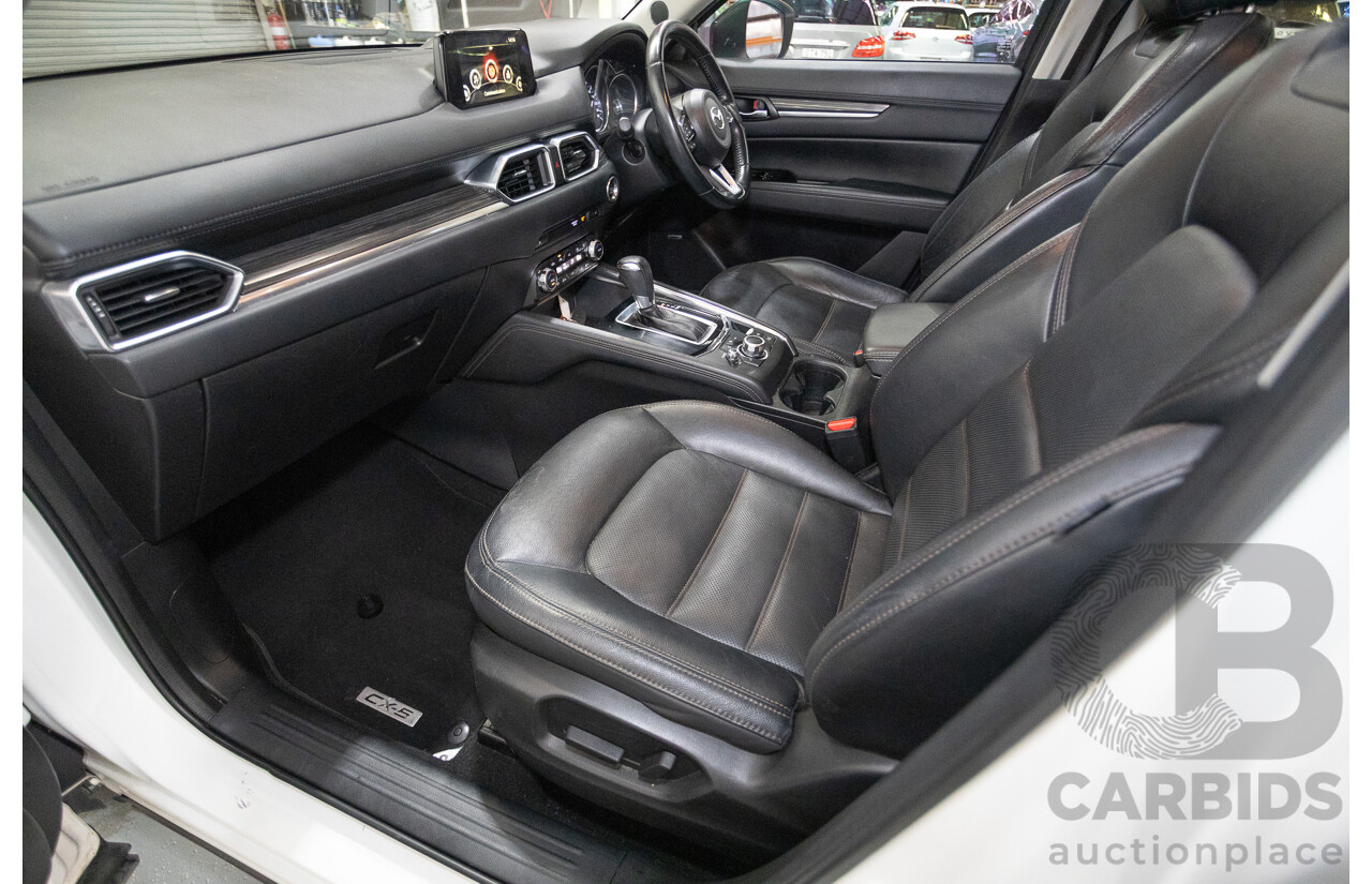 09/2017 Mazda CX-5 Akera (AWD) MY17.5 (KF SERIES 2) 4D Wagon Snowflake White Pearl Turbo Diesel 2.2L