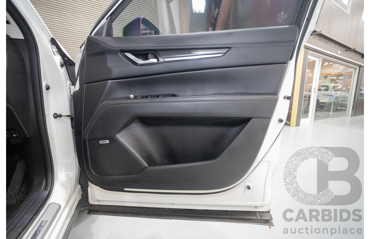 09/2017 Mazda CX-5 Akera (AWD) MY17.5 (KF SERIES 2) 4D Wagon Snowflake White Pearl Turbo Diesel 2.2L