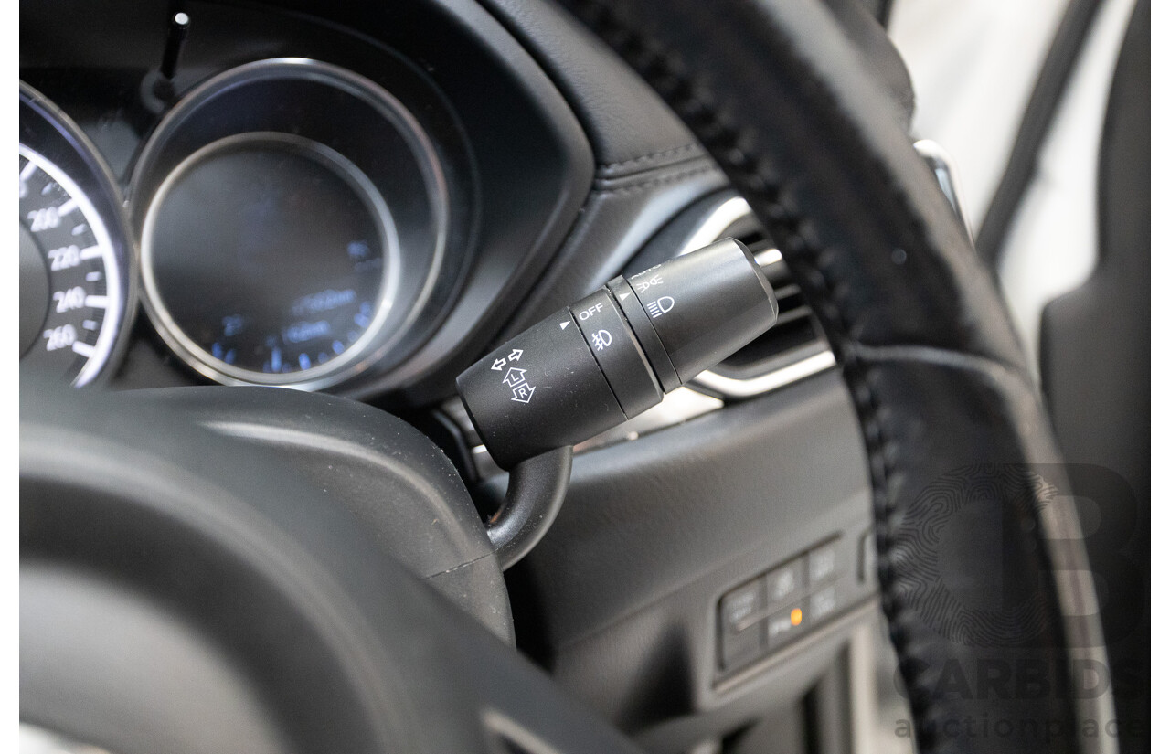 09/2017 Mazda CX-5 Akera (AWD) MY17.5 (KF SERIES 2) 4D Wagon Snowflake White Pearl Turbo Diesel 2.2L