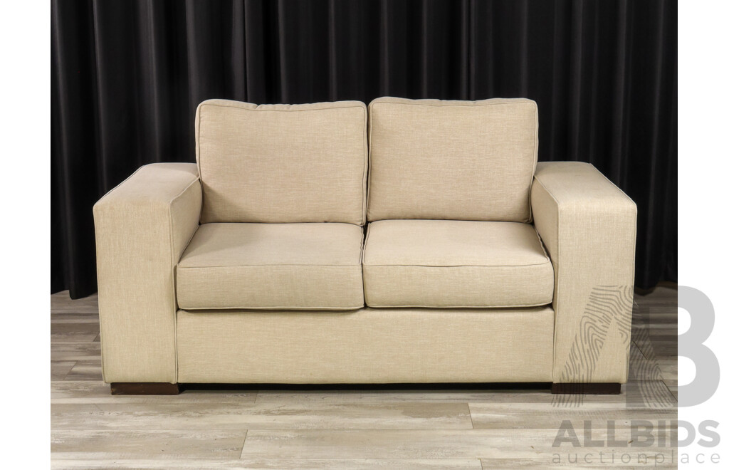 Large Fabric L Shaped Lounge Suite with Ottoman