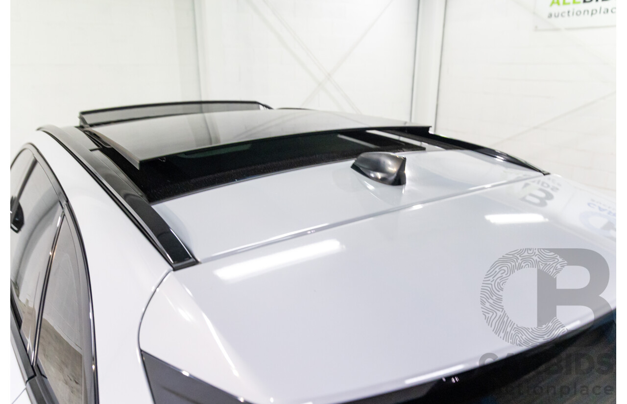 03/2020 Jaguar F-Pace 25d Chequered Flag (AWD 177kW) X761 MY20 4d Wagon Yulong White Metallic Turbo Diesel 2.0L