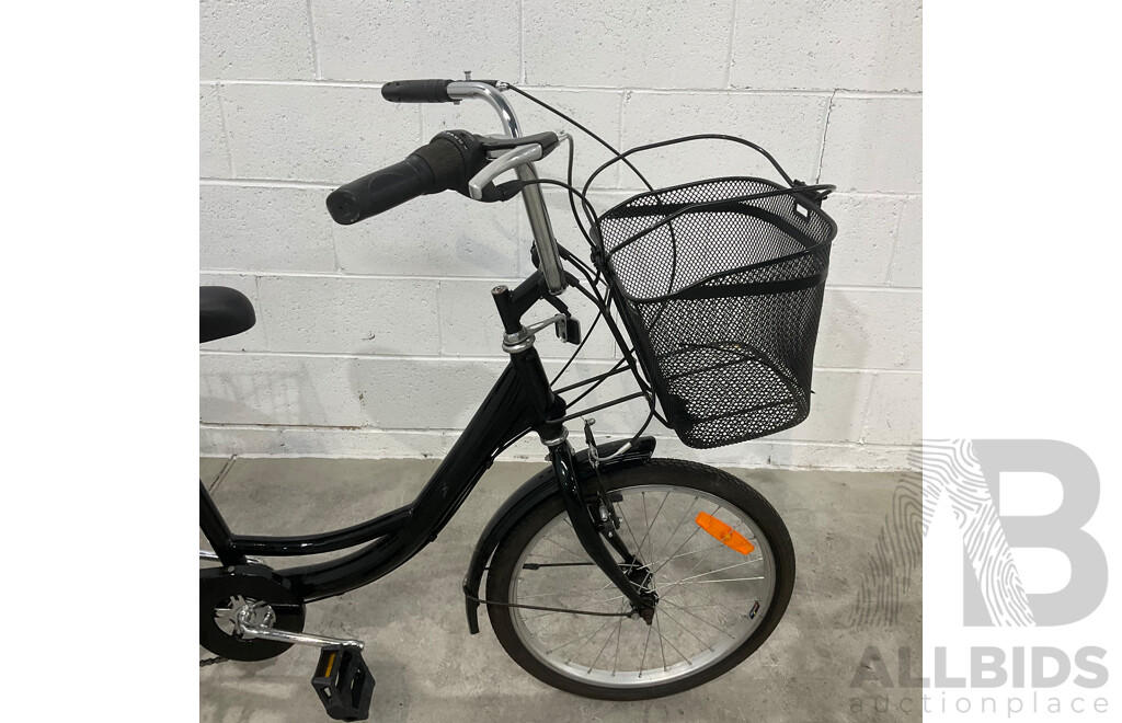 Three-wheel Cruiser Tricycle