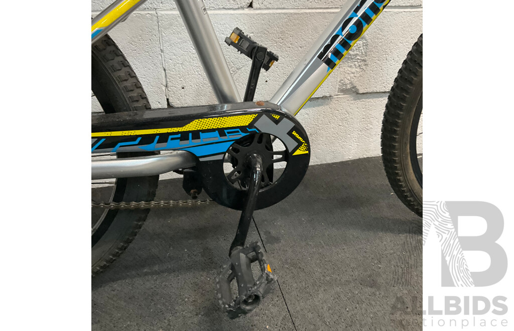 Monogoose Racer X Children's Bike