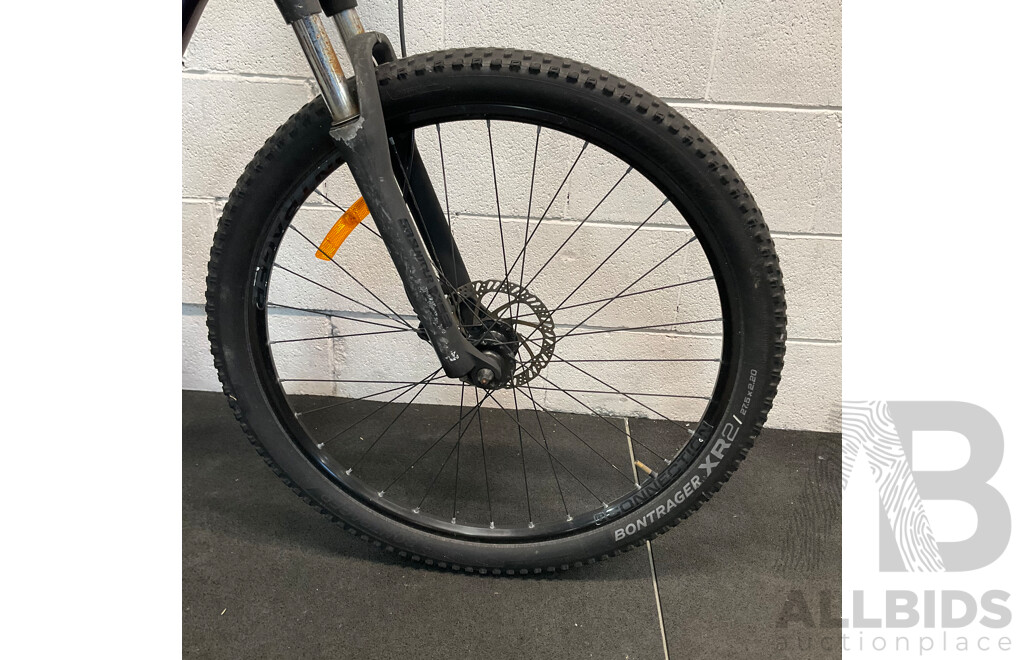 TREK Marlin 5 Mountain Bike