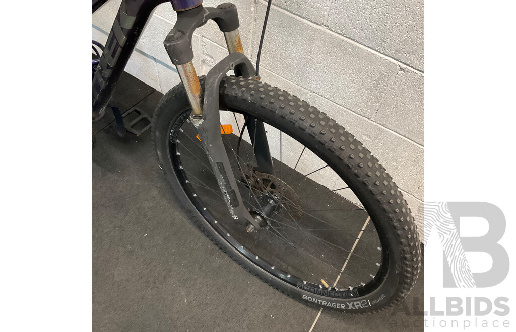 TREK Marlin 5 Mountain Bike
