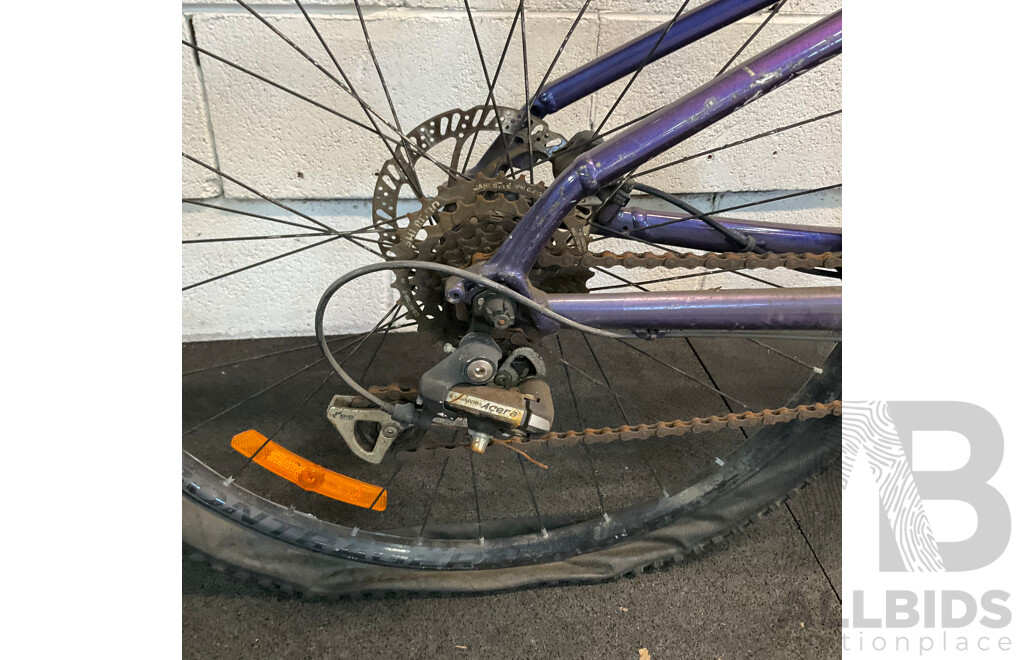 TREK Marlin 5 Mountain Bike