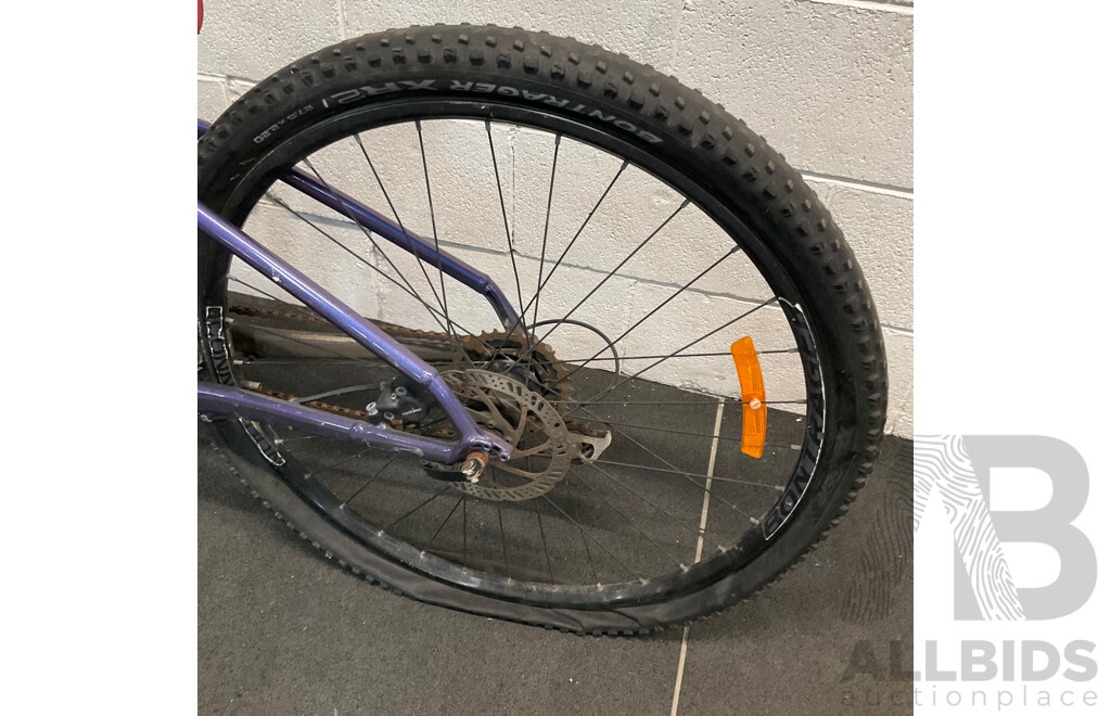 TREK Marlin 5 Mountain Bike