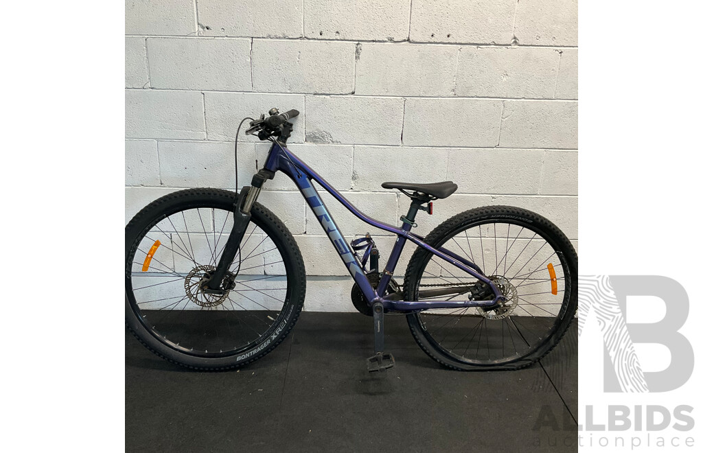 TREK Marlin 5 Mountain Bike