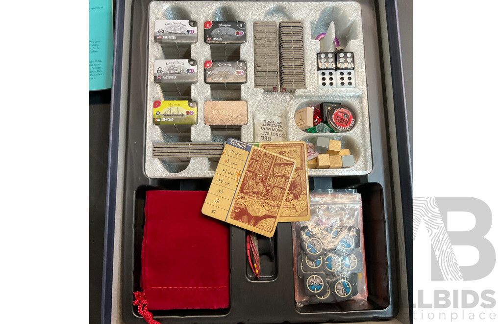 Darkest Night Second Edition & Call of Cthulhu Starter Set & Nemo's War   Borad Game - Lot of 3