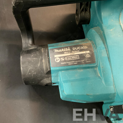 Makita DUC302 Cordless 300mm Chainsaw - Skin Only