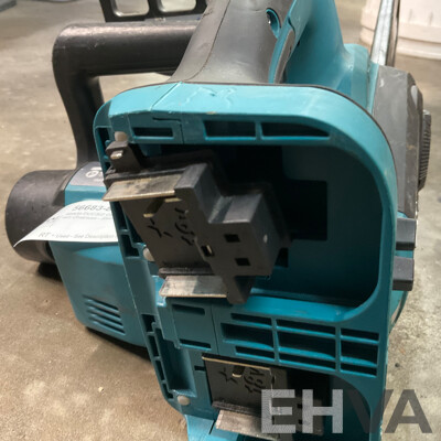 Makita DUC302 Cordless 300mm Chainsaw - Skin Only