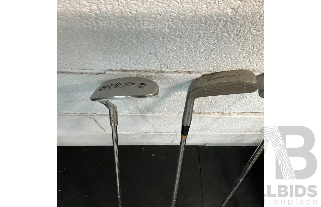 PGF Futura Clubs with Bag and Assorted Chippers