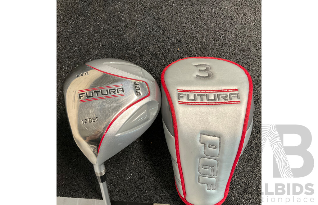 PGF Futura Clubs with Bag and Assorted Chippers