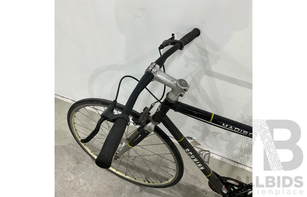 Schwinn Madison Bike