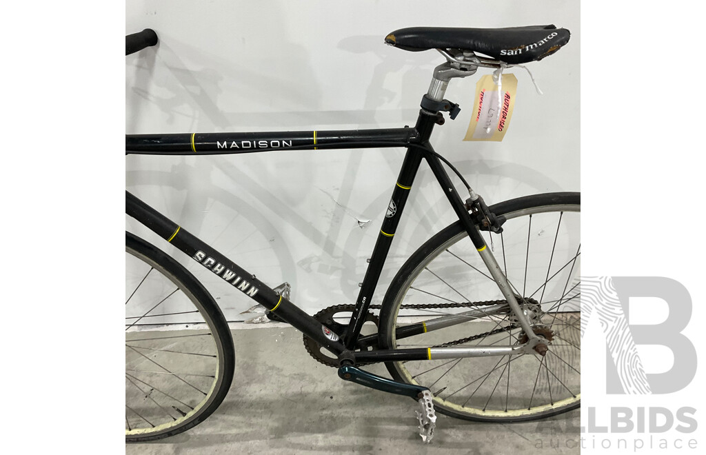 Schwinn Madison Bike