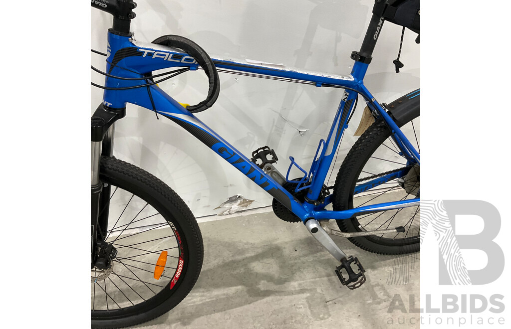 Giant Talon Bike - Blue