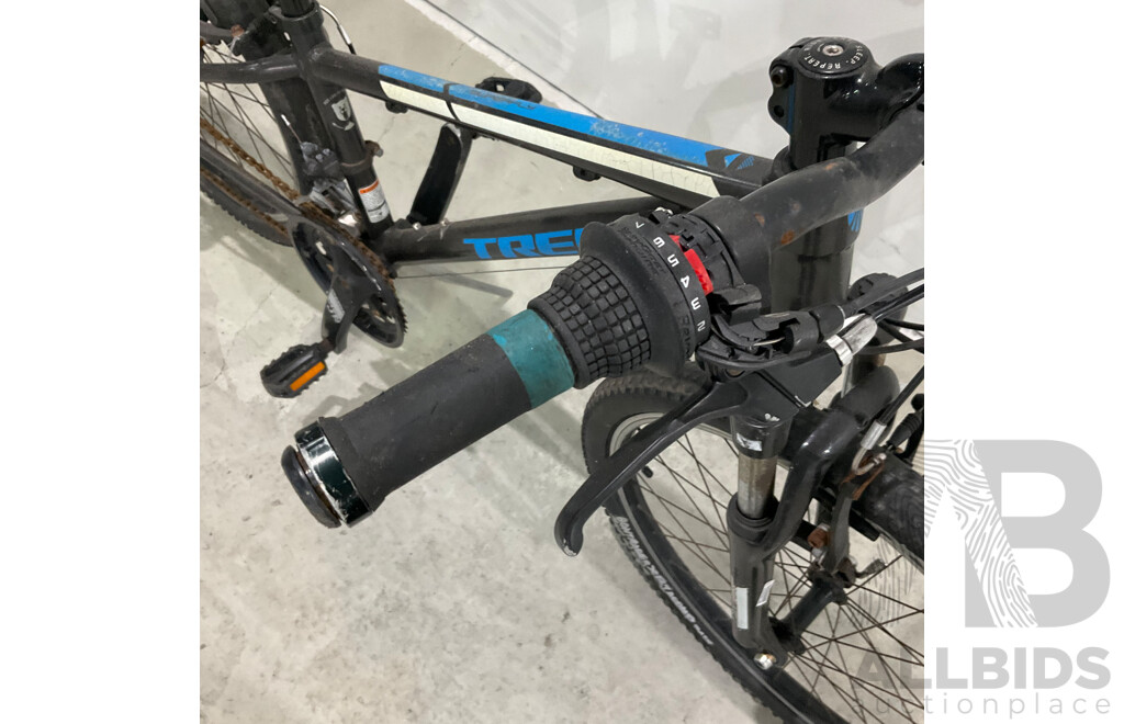 Trek Superfly Kids Bike