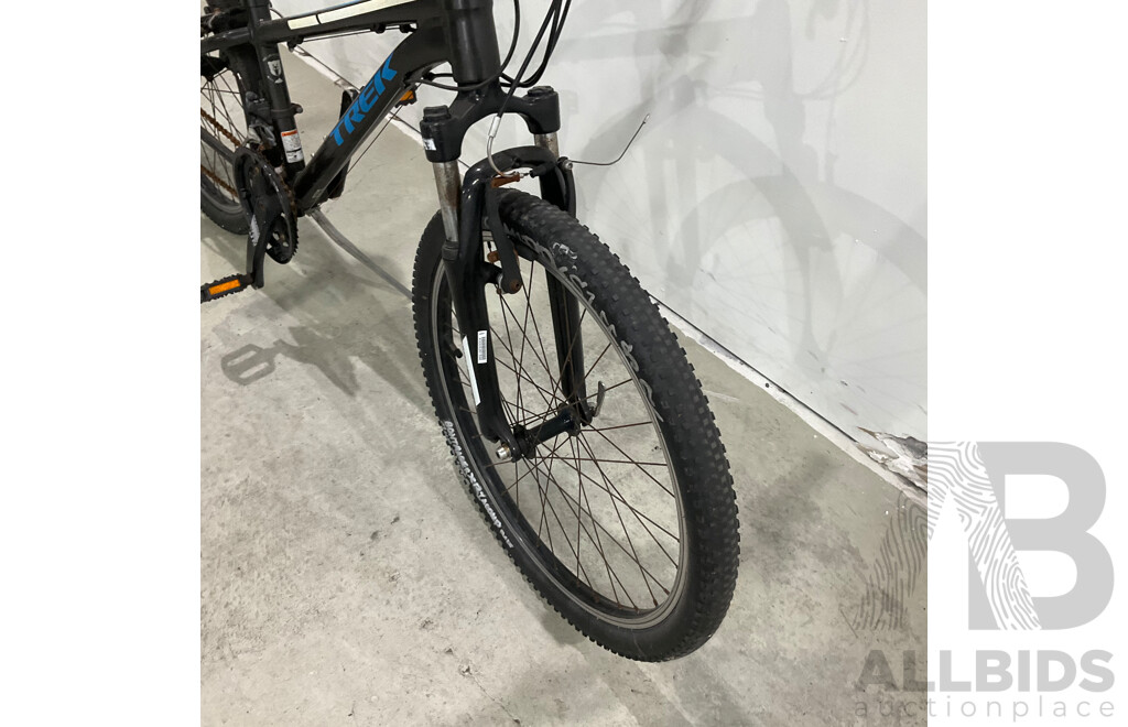 Trek Superfly Kids Bike