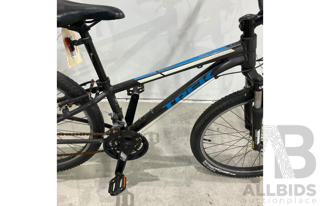 Trek Superfly Kids Bike